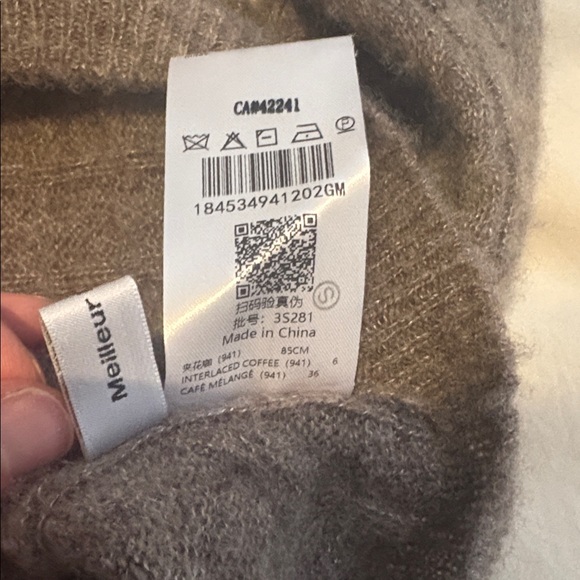 Meilleur Moment cable knit cashmere sweater - Picture 7 of 10